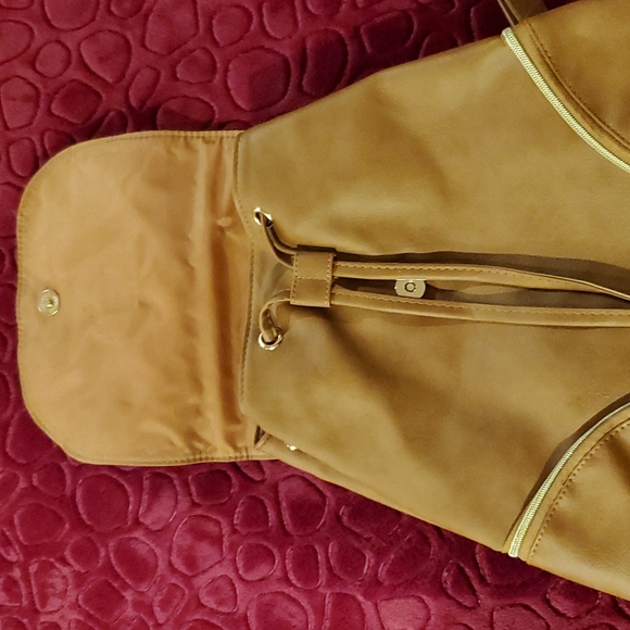 NWT backpack - Picture 4 of 4